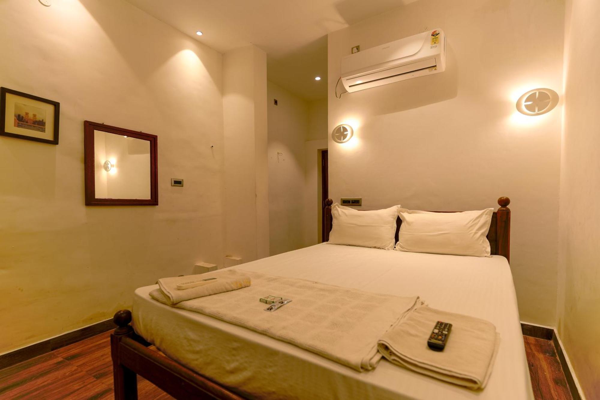 French Villa Puducherry Buitenkant foto
