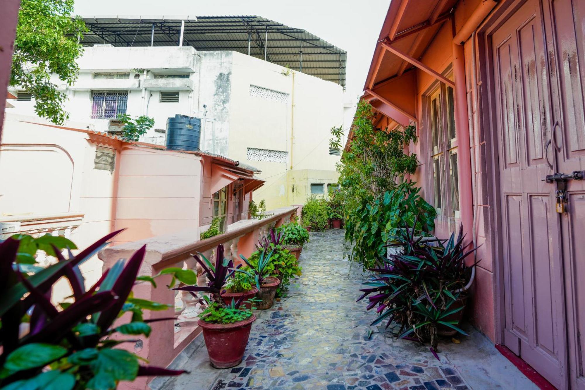 French Villa Puducherry Buitenkant foto